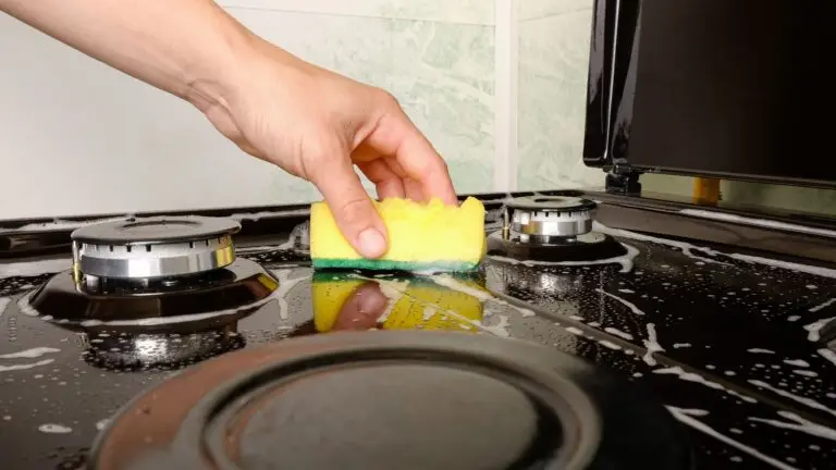Best Way to Clean a Stove Without Damaging It