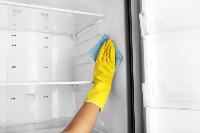 How to Clean the Inside of a Refrigerator? A Gold Star Hygiene Guide