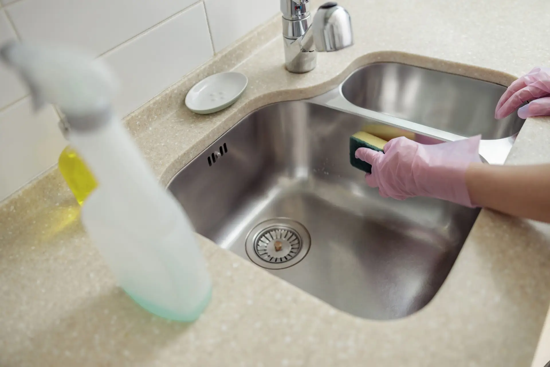 Clean Kitchen Sink Drain