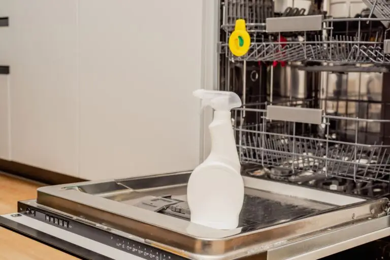 How to Clean a Dishwasher the Right Way?